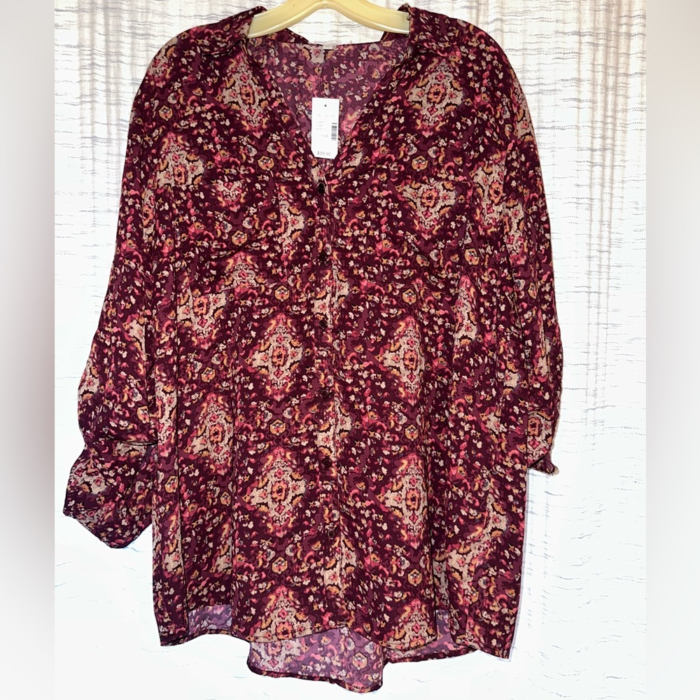 NWT polyester 3/4 length sleeve blouse